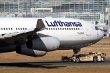 Lufthansa Airbus A340-300 auf dem Frankfurter Flughafen